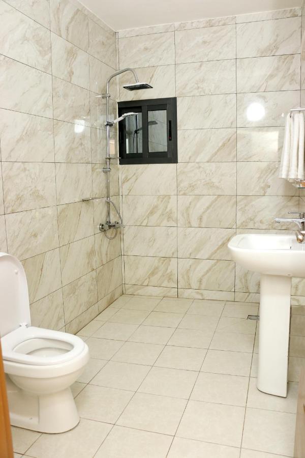 אבידג'אן Hotel Laval מראה חיצוני תמונה