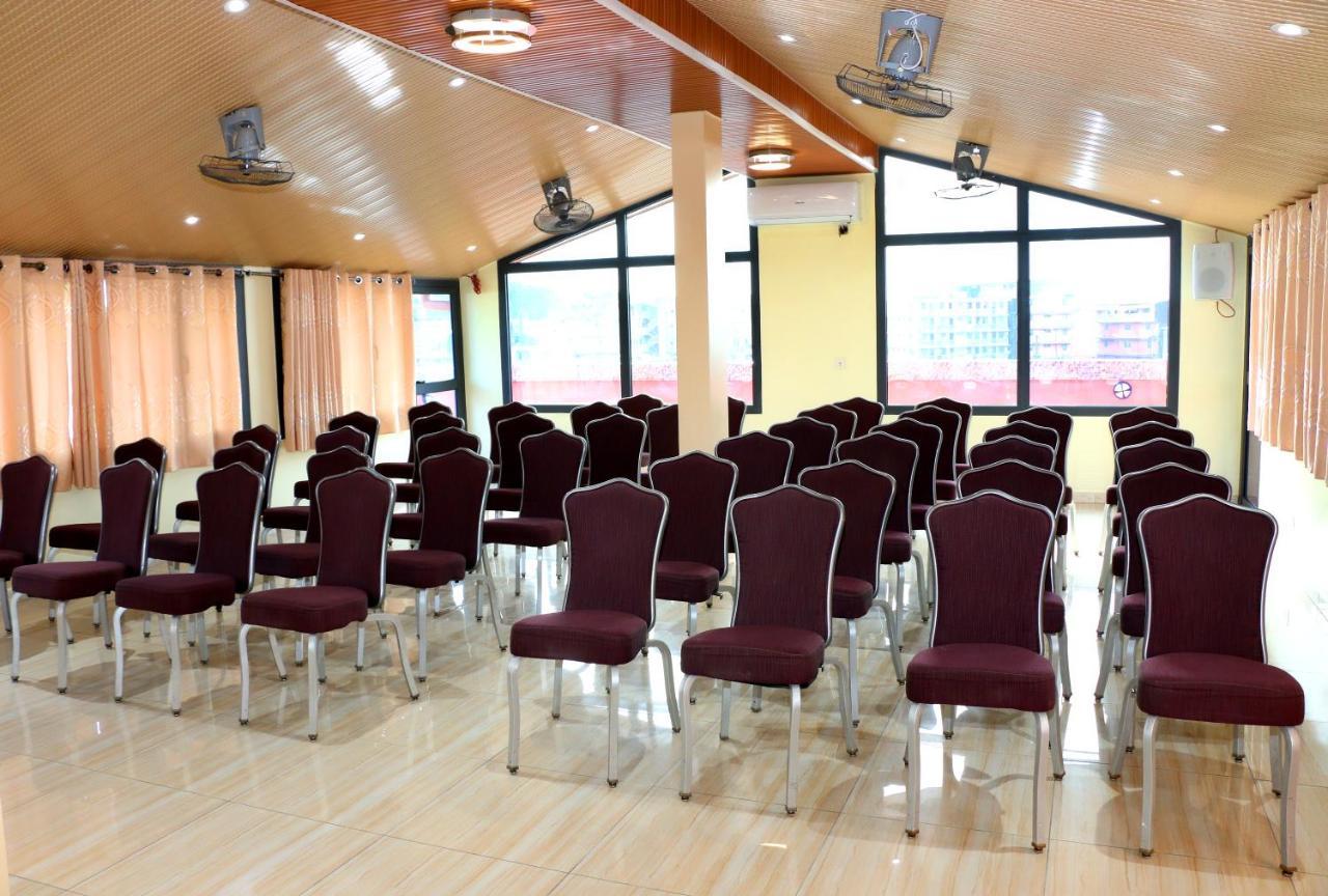 אבידג'אן Hotel Laval מראה חיצוני תמונה